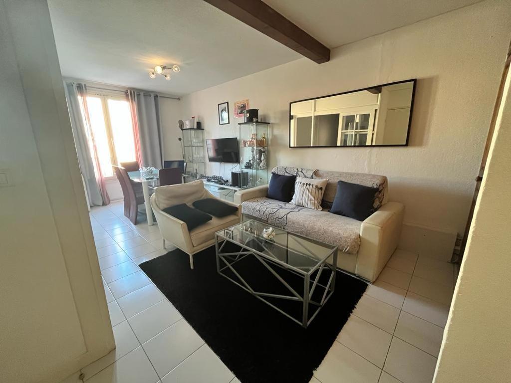 Appartement Coeur De St Tropez Сен-Тропе Екстер'єр фото